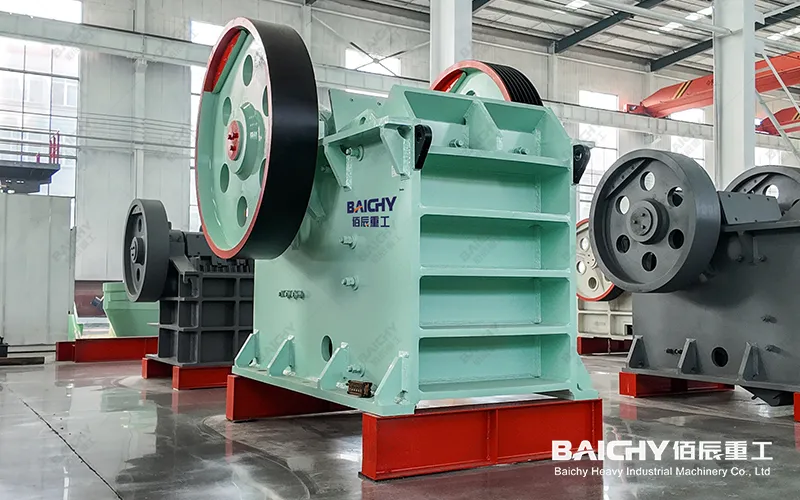 Что делает щековую дробилку наиболее надежной первичной дробилкой для Вашего карьера и агрегатного завода (3)